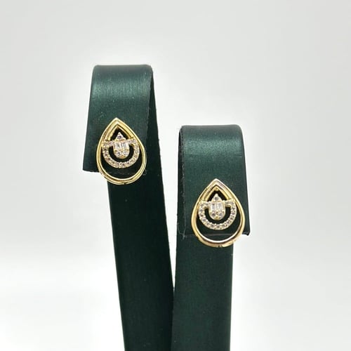 نصف طقم تصميم الماس على شكل دمعه ( 4.2 جرام - عيار...