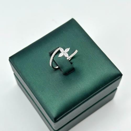 خاتم الوردة الحالمة ( 1.6 جرام - عيار 18 - RI0608...