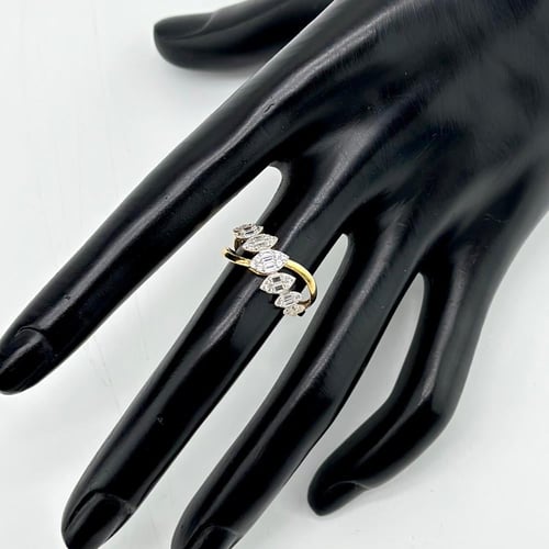 خاتم تصميم الماس ( 2.2 جرام - عيار 18 - RI0351 )