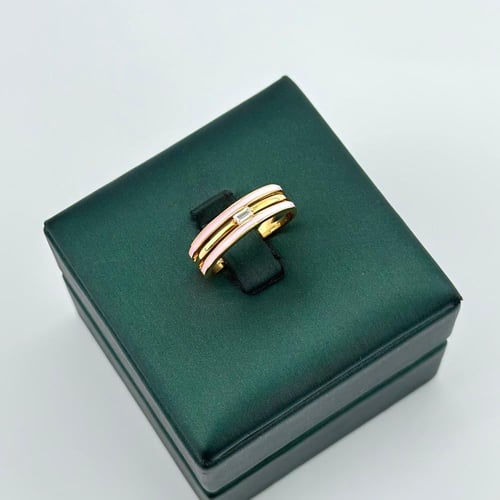 خاتم تصميم الماس مطعّم بالوان المينا ( 3.4 جرام -...