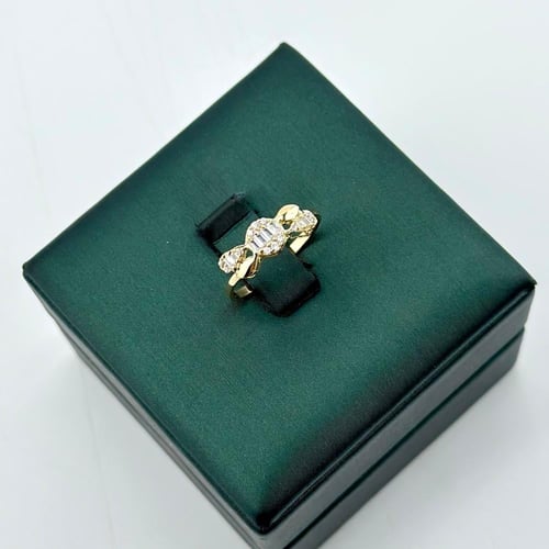 طقم الدمعة ذهب أصفر تصميم الماس ( 11.6 جرام - عيار...