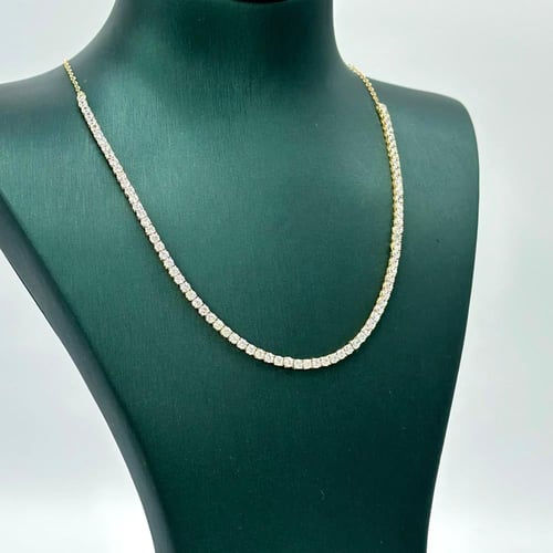 طقم تنس تصميم الماس ( 11.9 جرام - عيار 18 - SE0057...