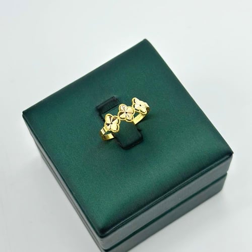 طقم بتصميم أنيق و مميز ( 16.0 جرام - عيار 21 - SE0...