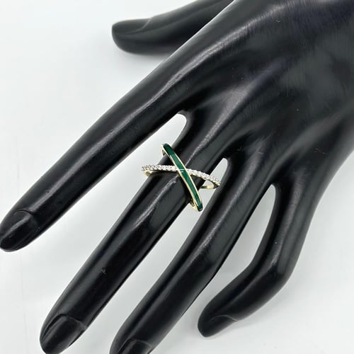 خاتم ذهب الاناقه مّزين بلون الميناء الايطالي ( 3.1...