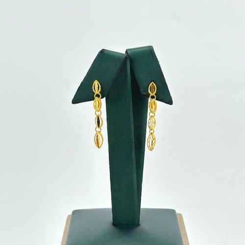 طقم ذهب طوق ناعم على شكل معينات ( 10.9 جرام - عيار...