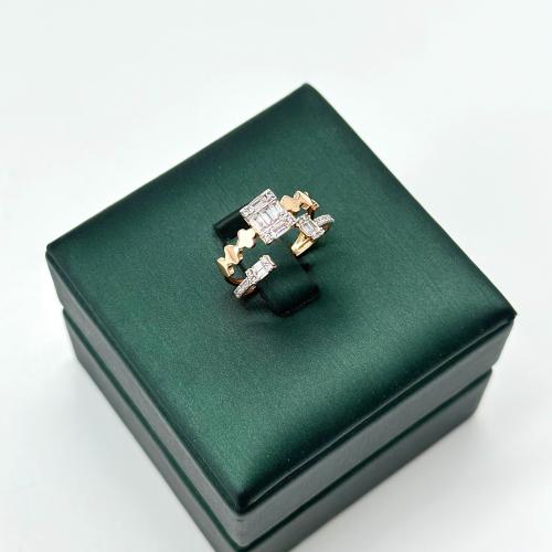 خاتم تصميم الماس بقصات الباقييت ( 2.1 جرام - عيار...