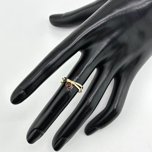 خاتم ذهب ناعم بتصميم إيطالي ( 1.1 جرام - عيار 18 -...