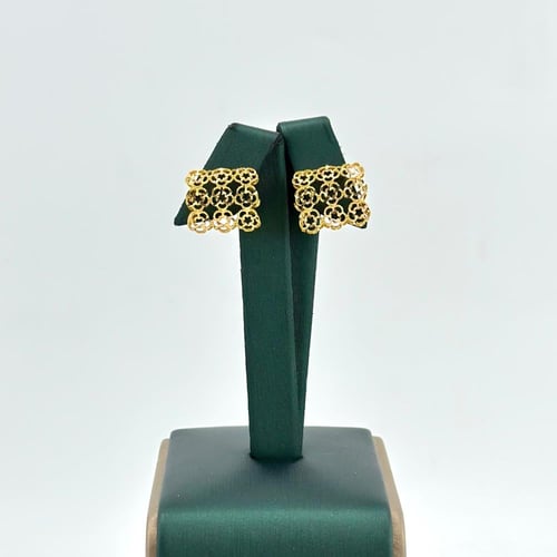 طقم ذهب على شكل ورود ( 13.9 جرام - عيار 21 - SE000...