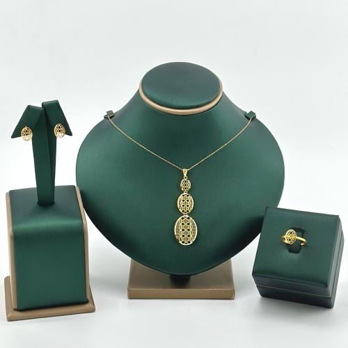 نصف طقم على شكل بيضاوي أداور ( 5.5 جرام - عيار 21...