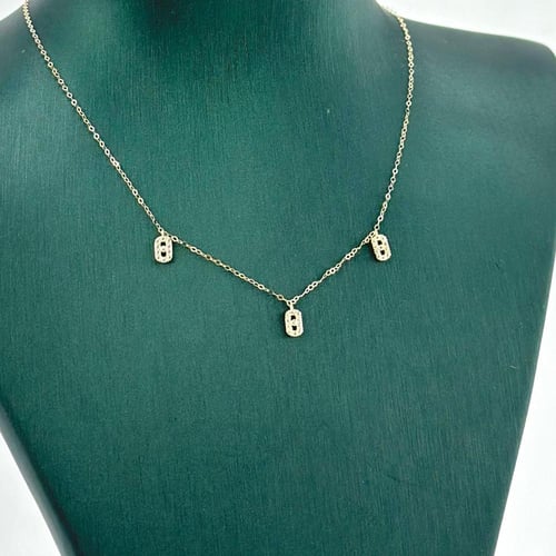 عقد مميز بتصميم الماس ( 0.6 جرام - عيار 18 - NE088...