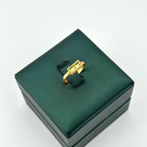 نصف طقم كلاسيك ( 5.5 جرام - عيار 21 - HSE0132 )