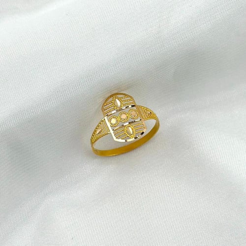 خاتم بتصميم انيق و لافت ( 1.3 جرام - عيار 21 - RI0...