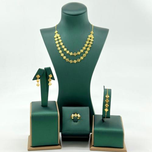 طقم شبكة ذهب دورين على شكل ورود ( 14.4 جرام - عيار...