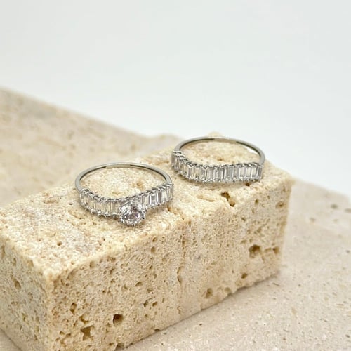 خاتم توينز ذهب مّطعم بقصات الباقيت ( 2.6 جرام - عي...