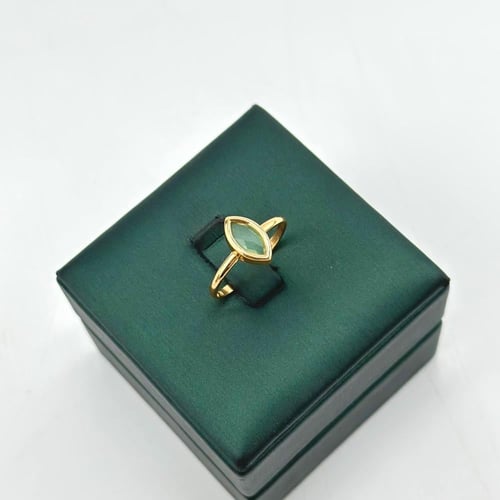 طقم على شكل دمعه بيضاوي ( 8.7 جرام - عيار 21 - SE0...