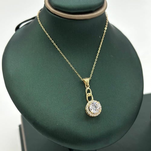 نصف طقم مّطعم بفص سوليتير ( 9.3 جرام - عيار 18 - H...