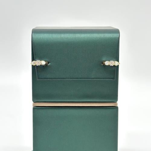 حلق أنيق شكل دائري تصميم الماس ( 1.6 جرام - عيار 1...