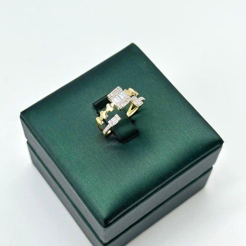 خاتم تصميم الماس بقصات الباقييت ( 2.1 جرام - عيار...