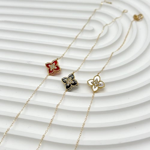 سوارة ناعمة وردة تصميم ايطالي ( 0.8 جرام - عيار 18...