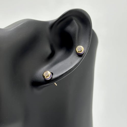 حلق ناعم تصميم الماس بلمسه ايطاليه مميزة ( 1.7 جرا...