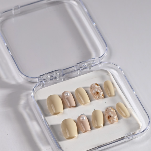 Trend Cream Bloom With Pearl N48 Press-On Nails