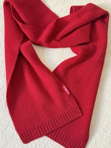 Red thread scarf سكارف الخيط الأحمر