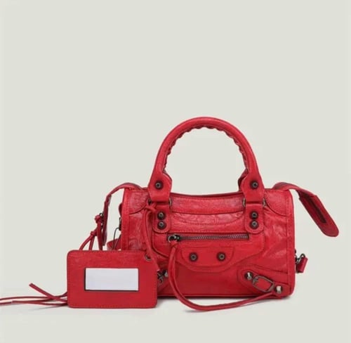 شنطة بلنسايقا