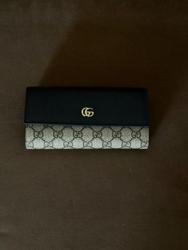 شنطة غوتشي