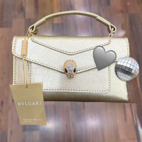 شنطة بولغاري