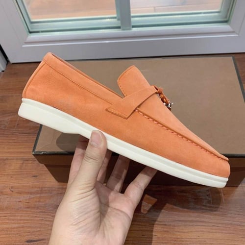 شوز لورو بيانا