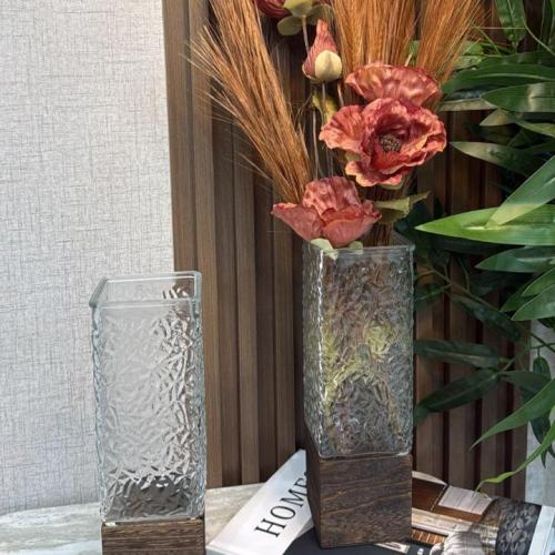 فازة بقاعدة خشبية مربع 4987