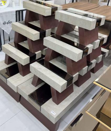 طاولة ارضي رقم 8 بديل بيج مع قاعدة بني