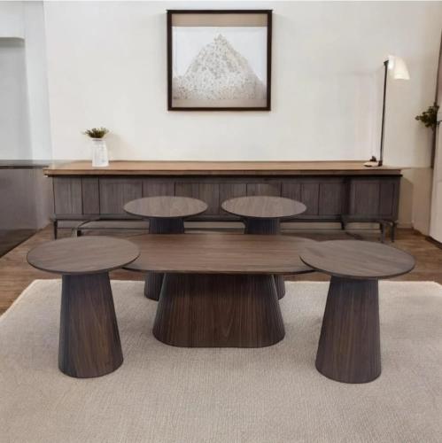 طاولة كنب خشب ماليزي بيضاوي لون بني 9615