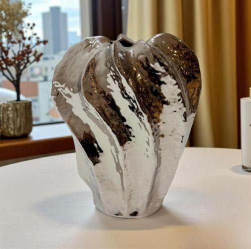 فازة سيراميك فضي 10518