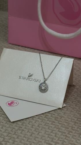 سلسال Swarovski