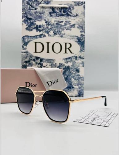 نظارات شمسية ماركة Dior