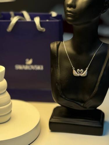 اكسسوار ماركةSWAROVSK l