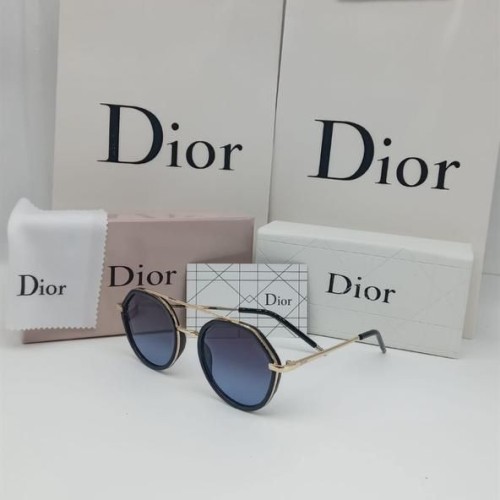 نظارات شمسية ماركة Dior