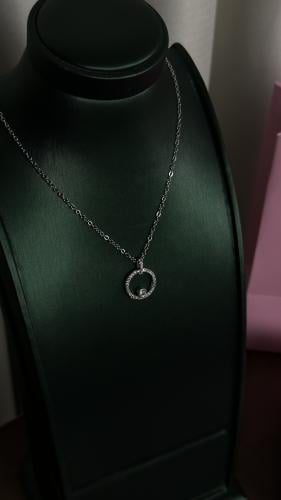 سلسال Swarovski