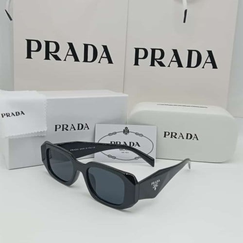 نظارات شمسية ماركة Prada