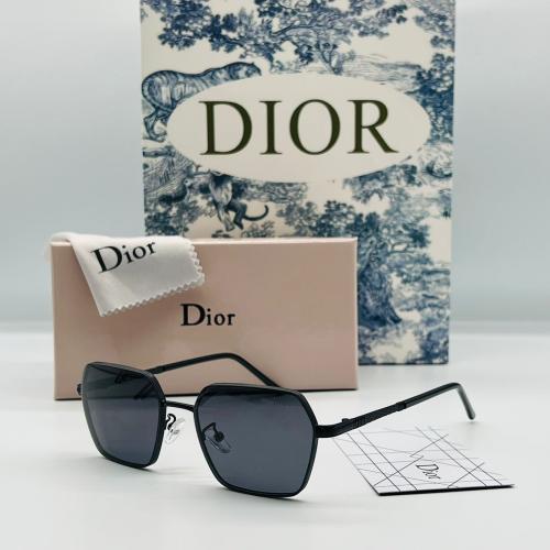 نظارات شمسية ماركة Dior