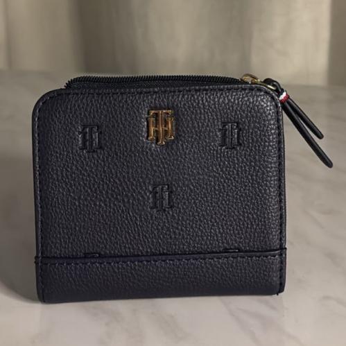 Tommy wallet