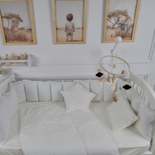 مفرش سرير أطفال مخدات 5 قطع اوف وايت لحماية وراحة...