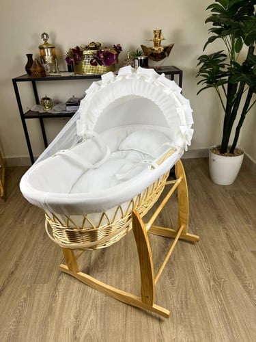 سلة موسى (خيزران خشبي) بتلبيسة قماش فيسبوك