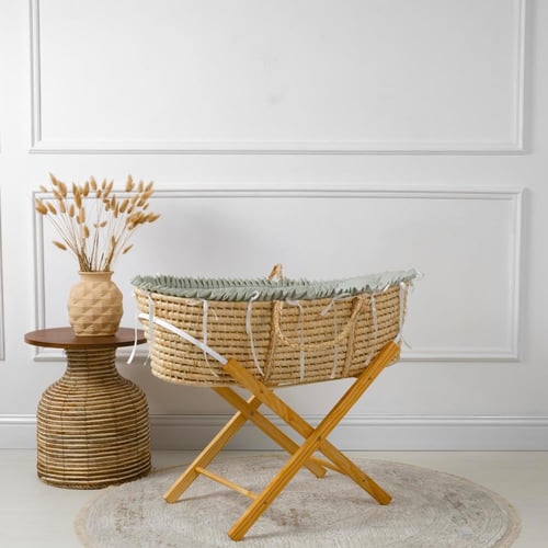 سلة موسى قش بقماش اللينن تيفاني بإطراف مكشكشة