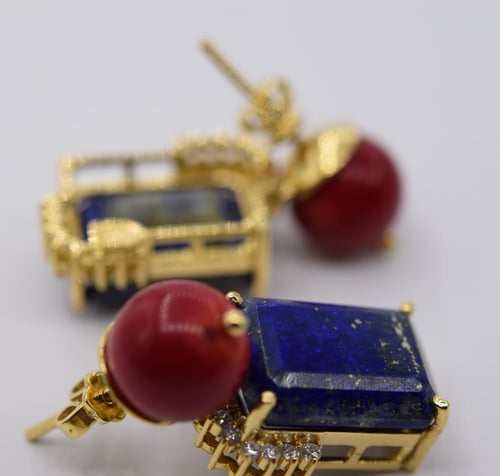 مجموعة اللازورد والمرجان والألماس