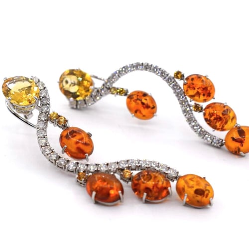 مجموعة الكهرمان البنى