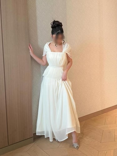 فستان العيد أبيض شيفون ناعم بقصة(درابيه) ملكية