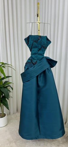 فستان سهرة ميكادو كلوش