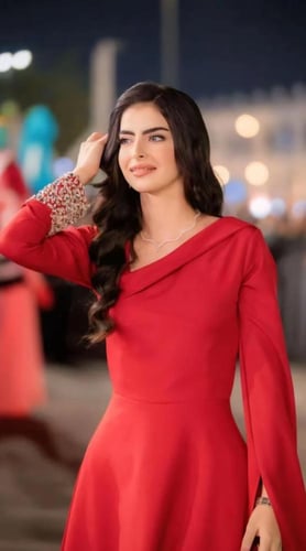 فستان شهد الشمري